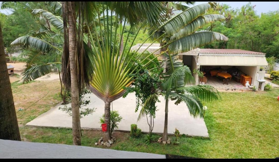 Different Strokes Cottage Ukunda Esterno foto